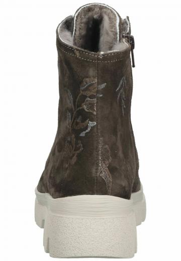 Зимние ботинки