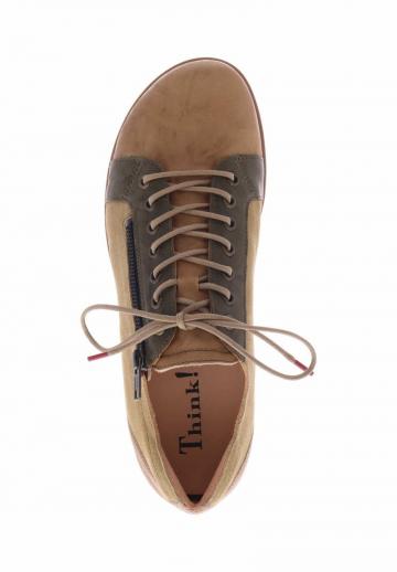 Ботинки на шнуровке