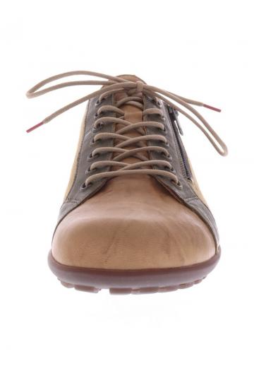 Ботинки на шнуровке