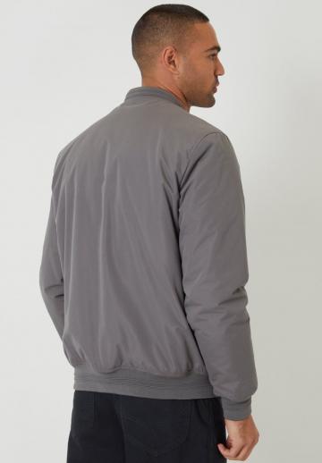 Куртка бомбер