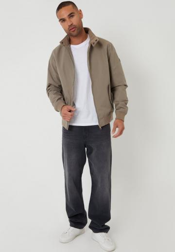 Куртка бомбер