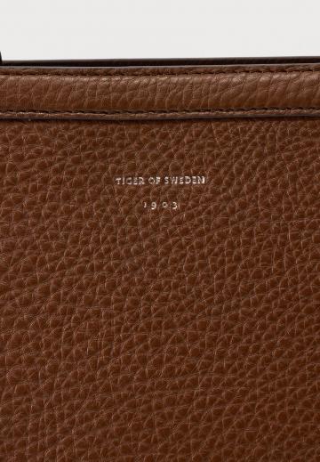 Кожаная сумка