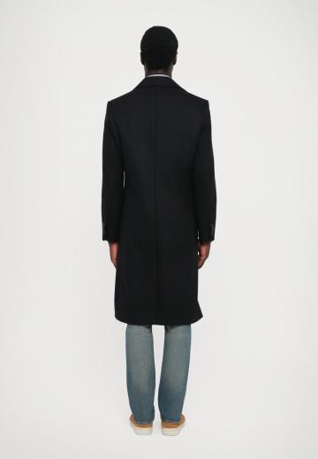 Шерстяное пальто