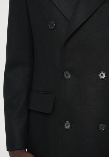 Шерстяное пальто