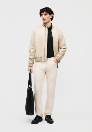 Прямые джинсы