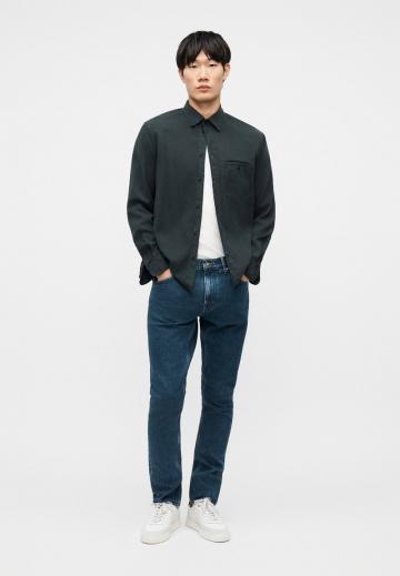 Узкие джинсы