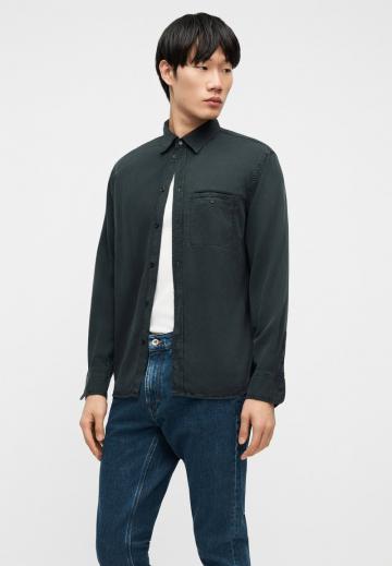 Узкие джинсы