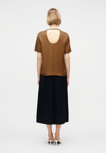 Атласная блузка