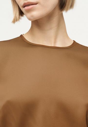 Атласная блузка