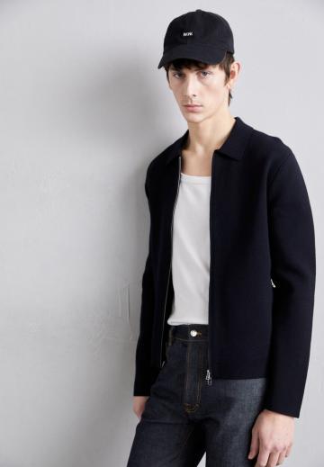 Вязаная кофта