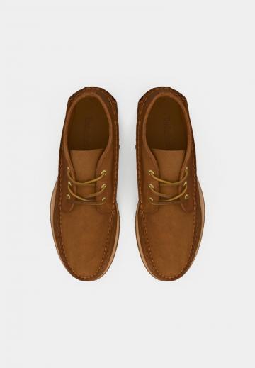 Ботинки на шнуровке