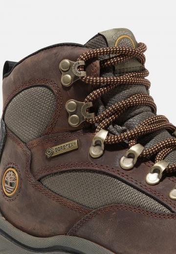 Ботинки на шнуровке