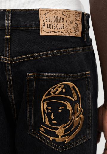 Прямые джинсы