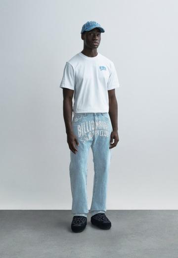 Прямые джинсы