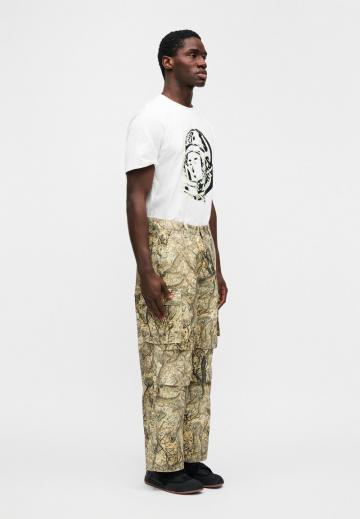 Брюки с накладными карманами