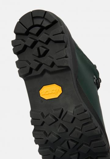 Ботинки на шнуровке