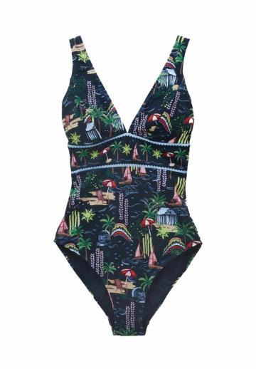 Слитный купальник