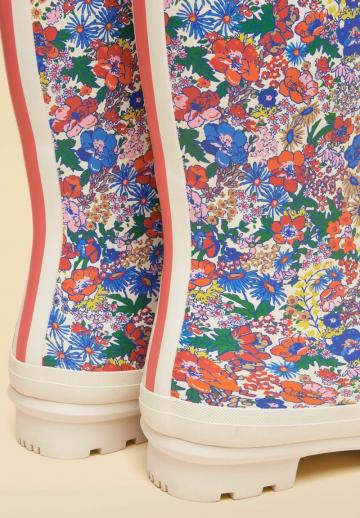 Резиновые сапоги