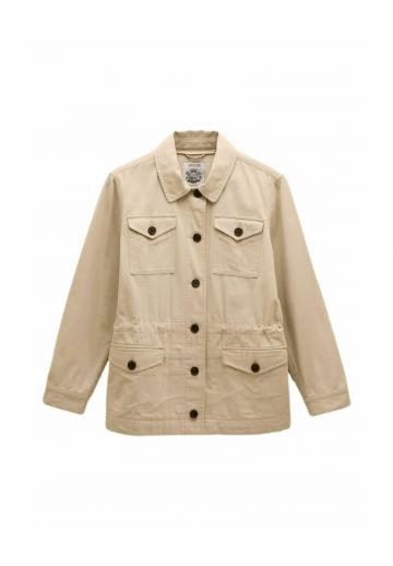 Куртка с накладнымит карманами