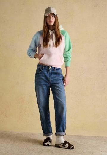 Пуловер с капюшоном