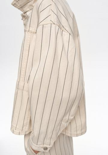 Джинсовая куртка