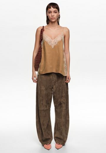 Топ на бретельках