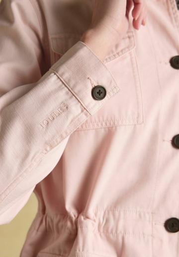 Куртка с накладнымит карманами