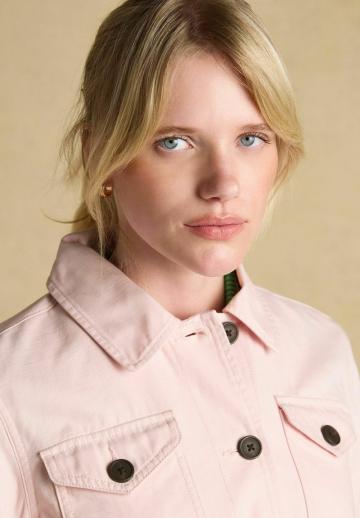 Куртка с накладнымит карманами