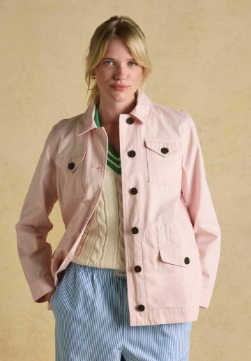 Куртка с накладнымит карманами