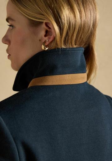 Блейзер с накладными карманами