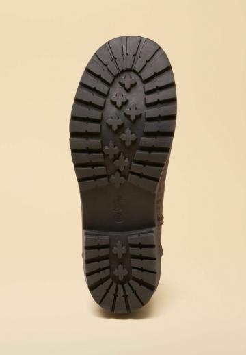 Резиновые сапоги