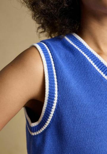 Пуловер без рукавов