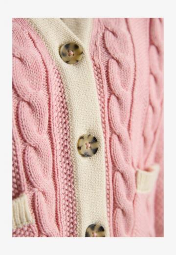 Жаккардовая вязаная кофта