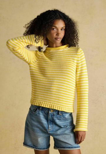 Пуловер в полоску
