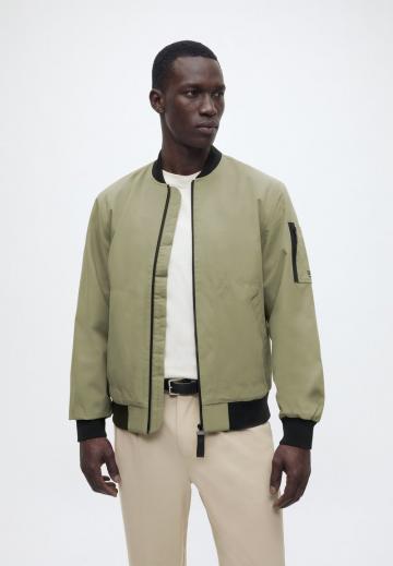 Куртка бомбер