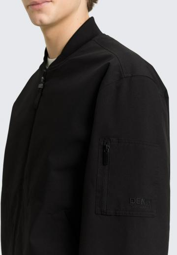 Куртка бомбер