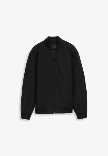 Куртка бомбер