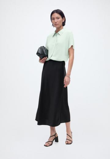 Атласная блузка