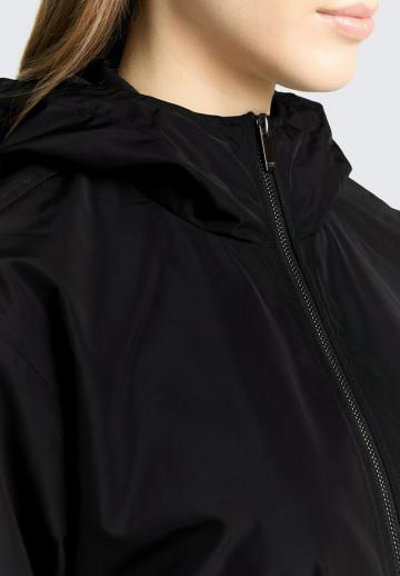 Короткая куртка