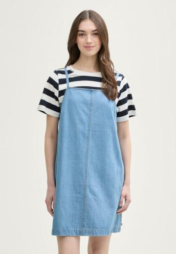 Джинсовый комбинезон