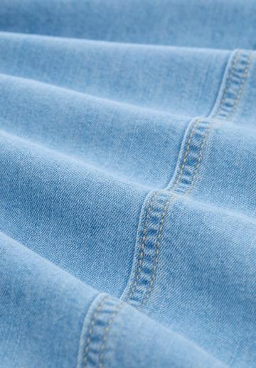 Джинсовый комбинезон