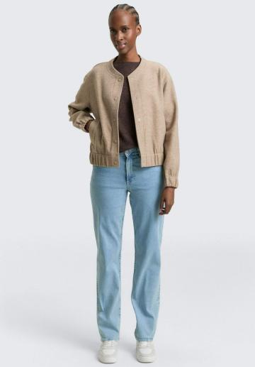 Прямые джинсы