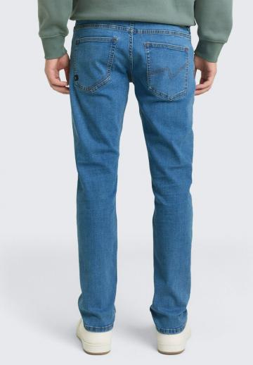 Узкие джинсы