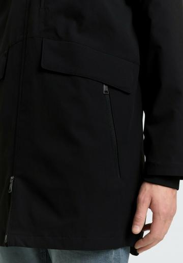 Зимняя куртка