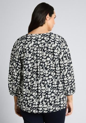 Атласная блузка