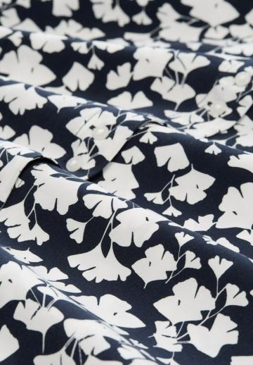 Атласная блузка