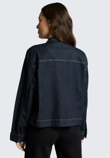 Джинсовая куртка