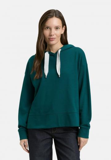 Пуловер с капюшоном