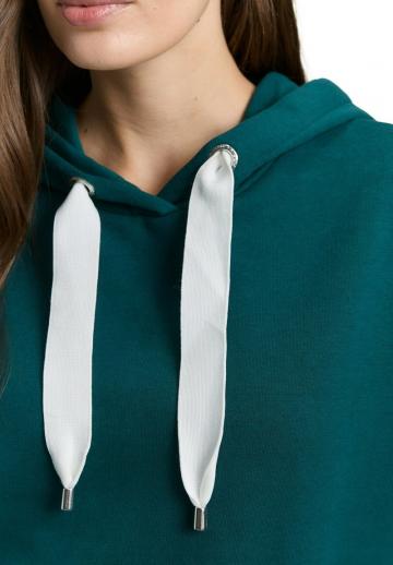 Пуловер с капюшоном