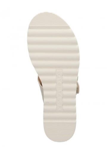 Босоножки на платформе